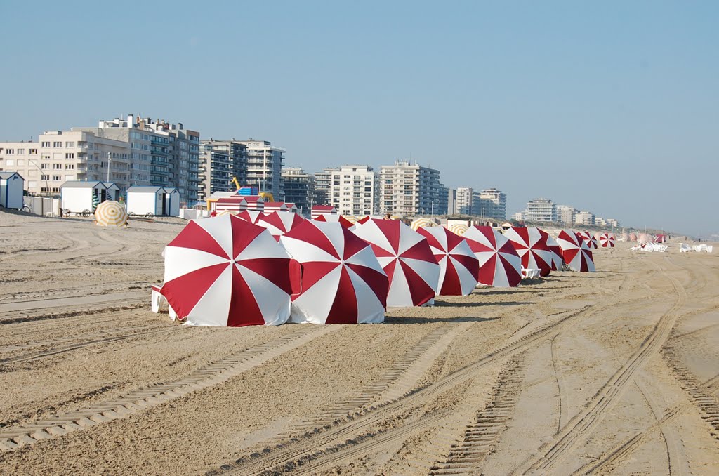 Farbige sonne und Windschutz - Color wind and sun-screens by Lecleire Jacques