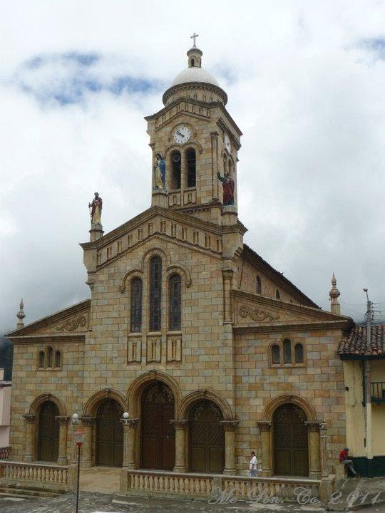 Iglesia "Nuestra Señora de la Candelaria" Guicán - Boyacá. by Ed.Me.Mo.