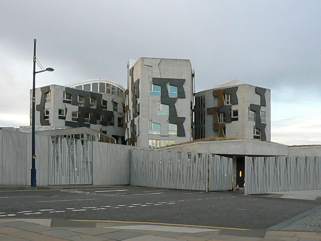 Scottish Parliament Building in Scotland, UK. by Nicola e Pina Europa 2007