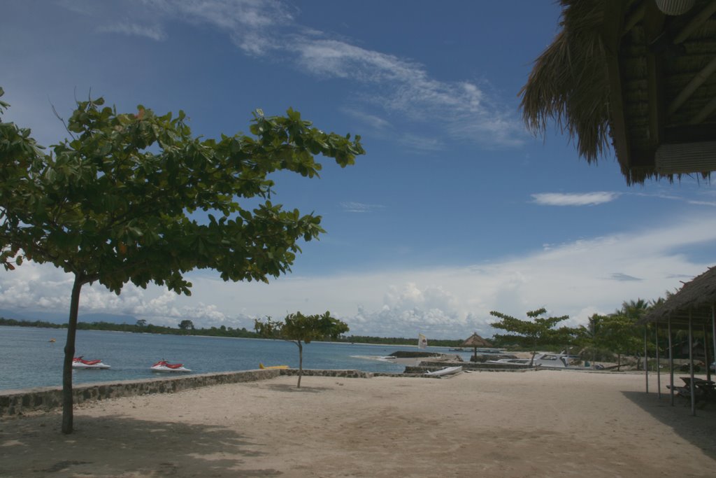 Tanjung Lesung by Bon Yuen