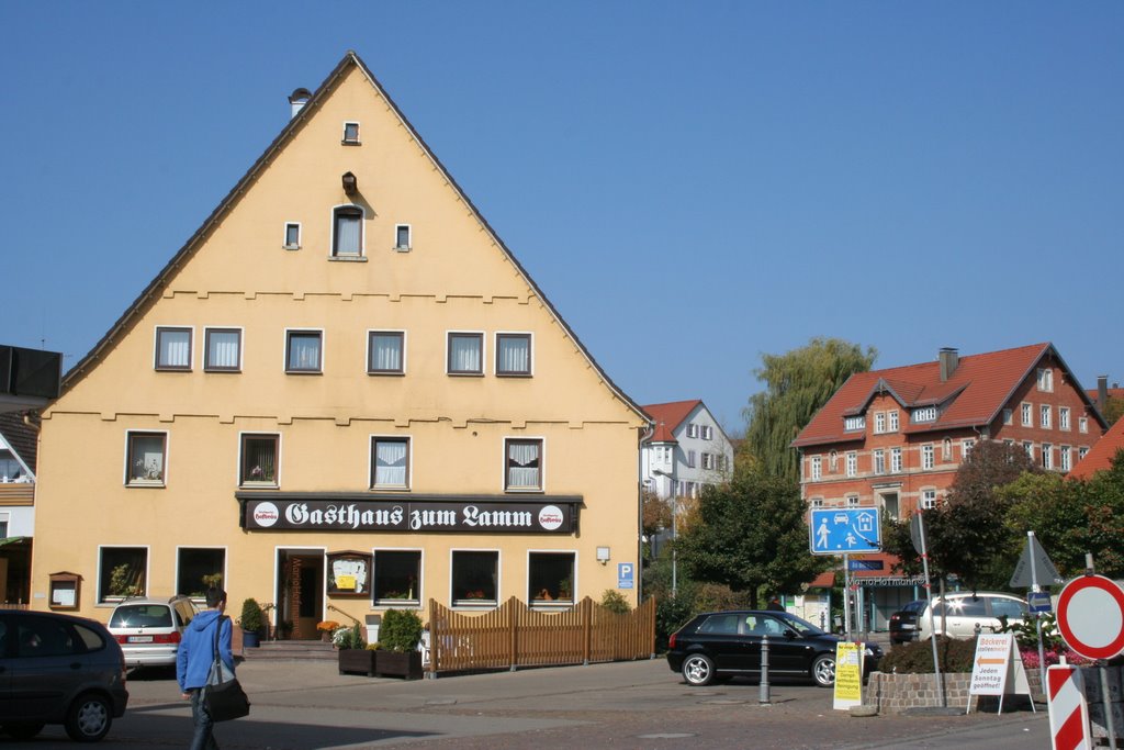 Hüttlingen - Gasthaus (Okt.2007) by MarioHofmann