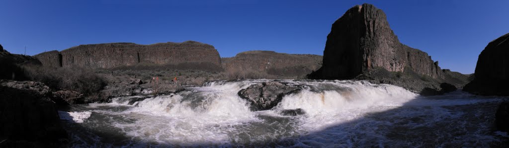 In the mist of the Upper Palouse Falls by TidyTim