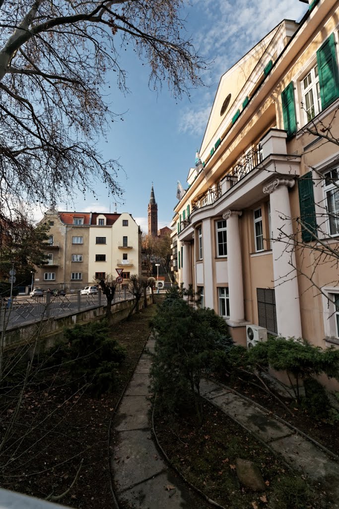 Teplice - Mrštíkova - View SSW towards Bartholomeus Church by txllxt