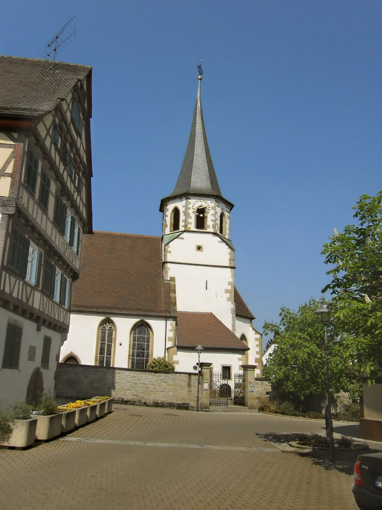 Die evangelische Kirche in Illingen by Dr. Werner Jung