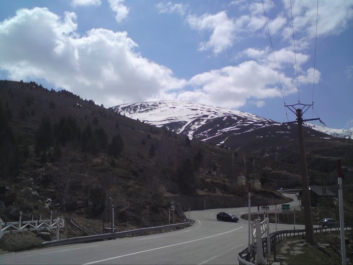 Pirineos entre Andorra y Francia by Renton Wallace