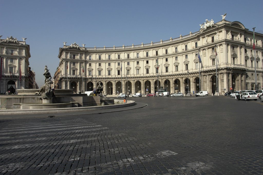 Piazza della Repubblica by rovager