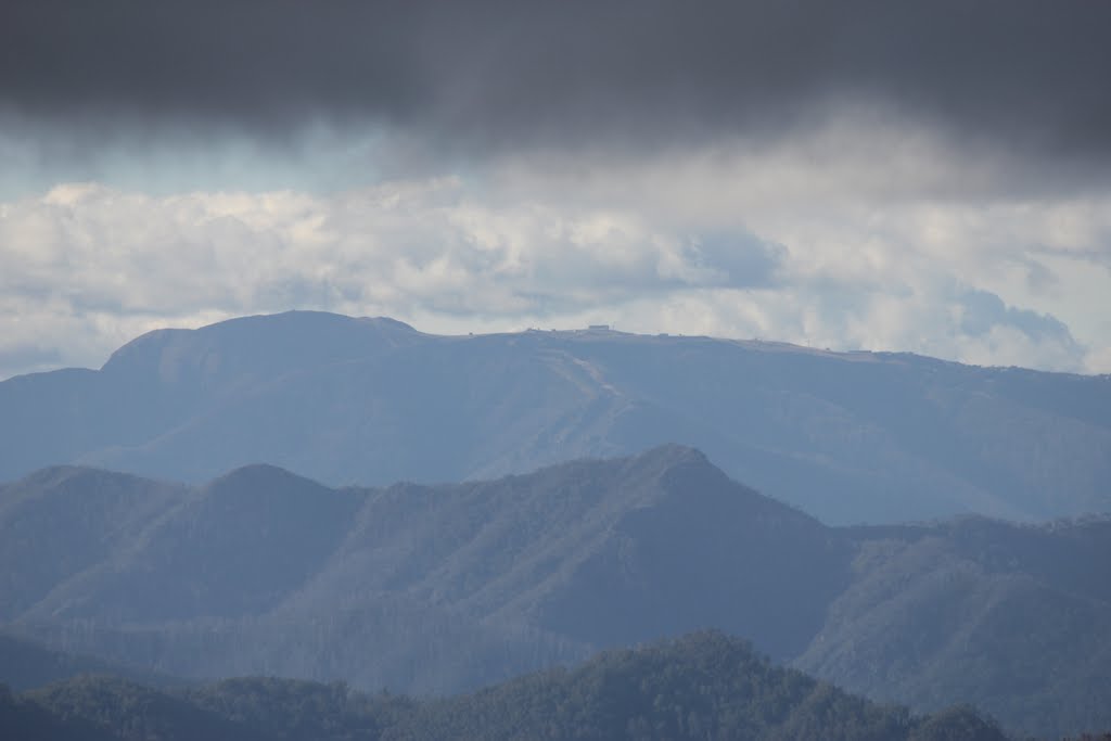 Mt Buller from Mt Skene by Goldnbrownman