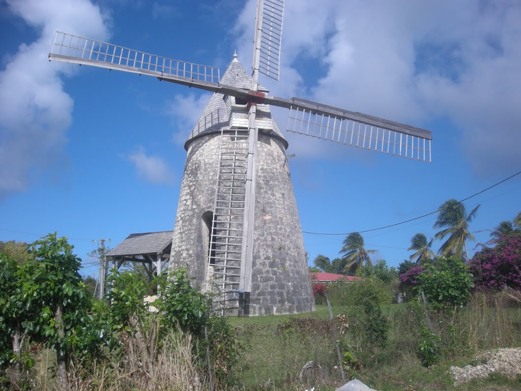 Moulin de Bézard by Daniel Delagarde