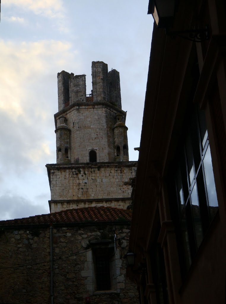 Palafrugell. Campanar de Sant Pere by Met de Ribes