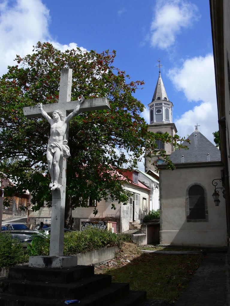 Cathédrale de Basse-Terre (Guadeloupe) by Naru Kenji