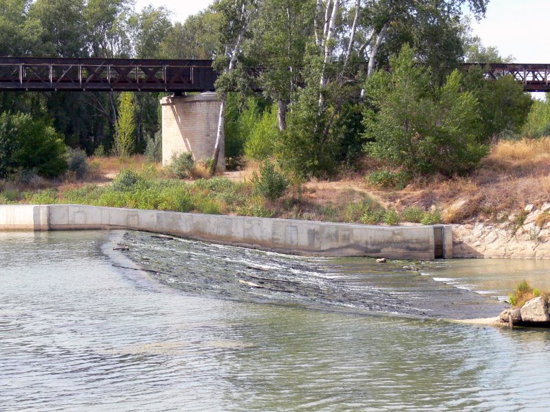 Robine Canal by Jose G. Pinho F.