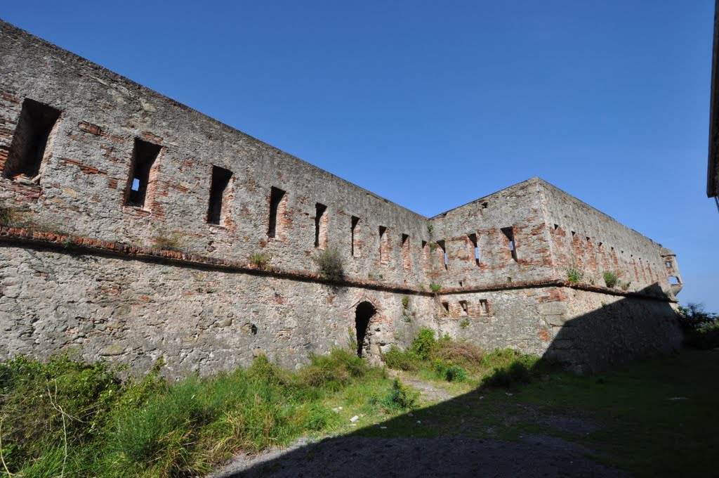 Vado Ligure, Forte S.Giacomo by Marco Rey