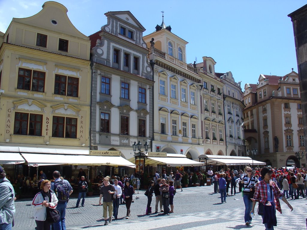 Staromestke namesti-prag by Jenda Honza