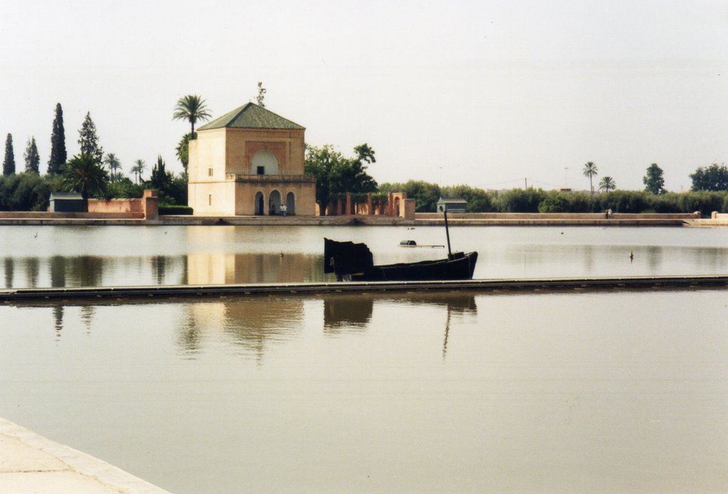 Marrakech-Marruecos , Jardines de la manara by l.v.p.a.