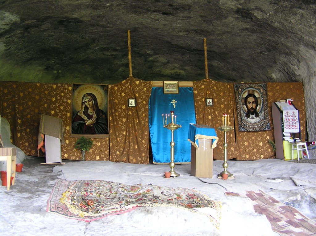 Пещерный монастырь Челтер-Kоба / Cave monastery Chelter-Koba. Сентябрь - September 2007 by Valeriy Perepyolkin