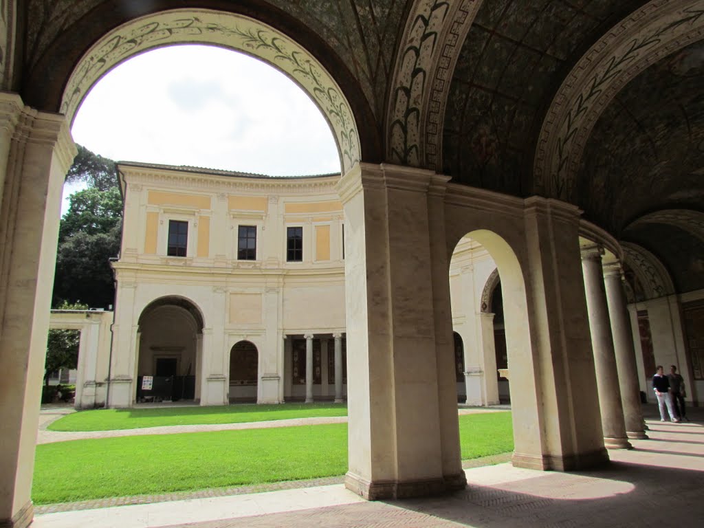 Villa Giulia, ed il museo etrusco nazionale by Troscia Andrea