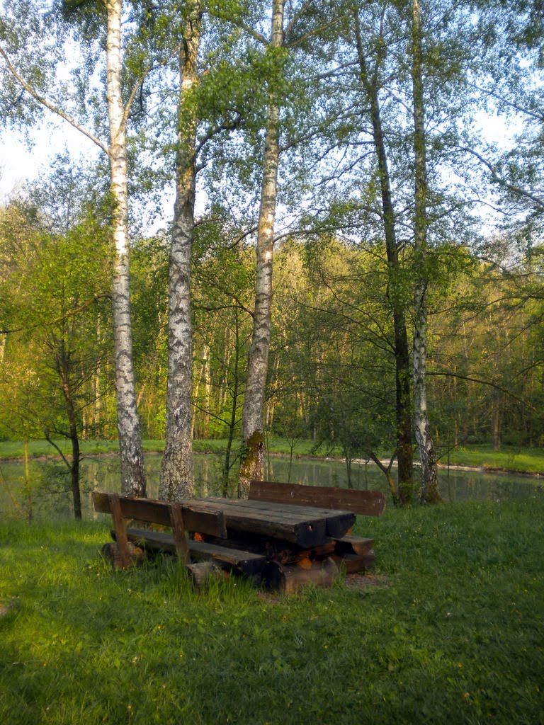 Mandelbachtal,un banc pour Jean. by Svenilka