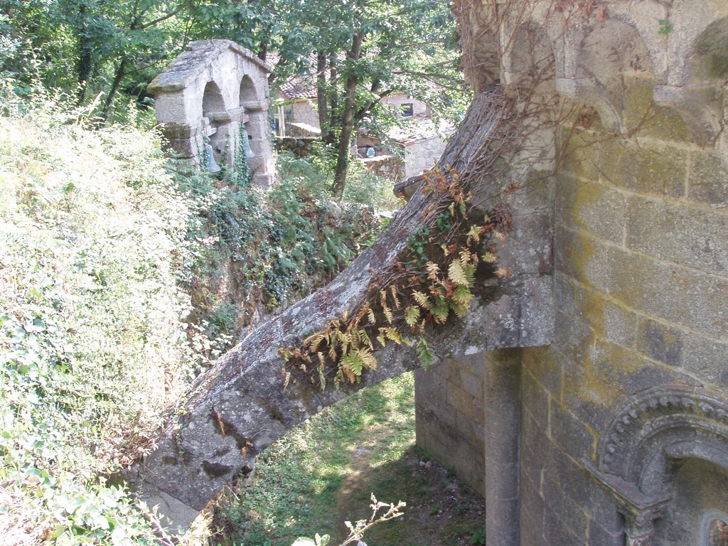 S. Estebo de Ribas de Miño - Campanario exento by Miguel D.