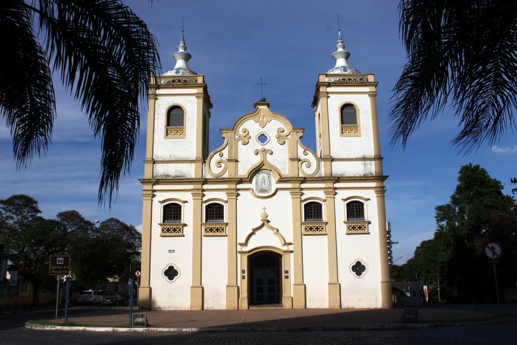 Igreja do Rosário (1817) by Roc Ha