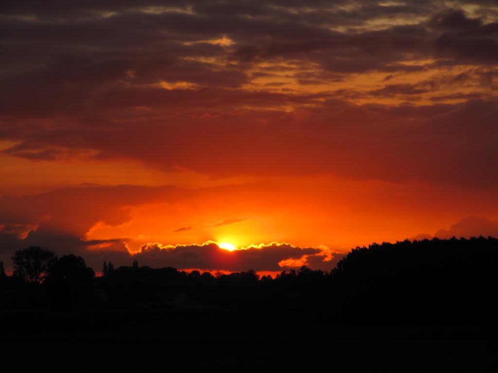 Coucher de soleil à Huquinville by Bulbi59