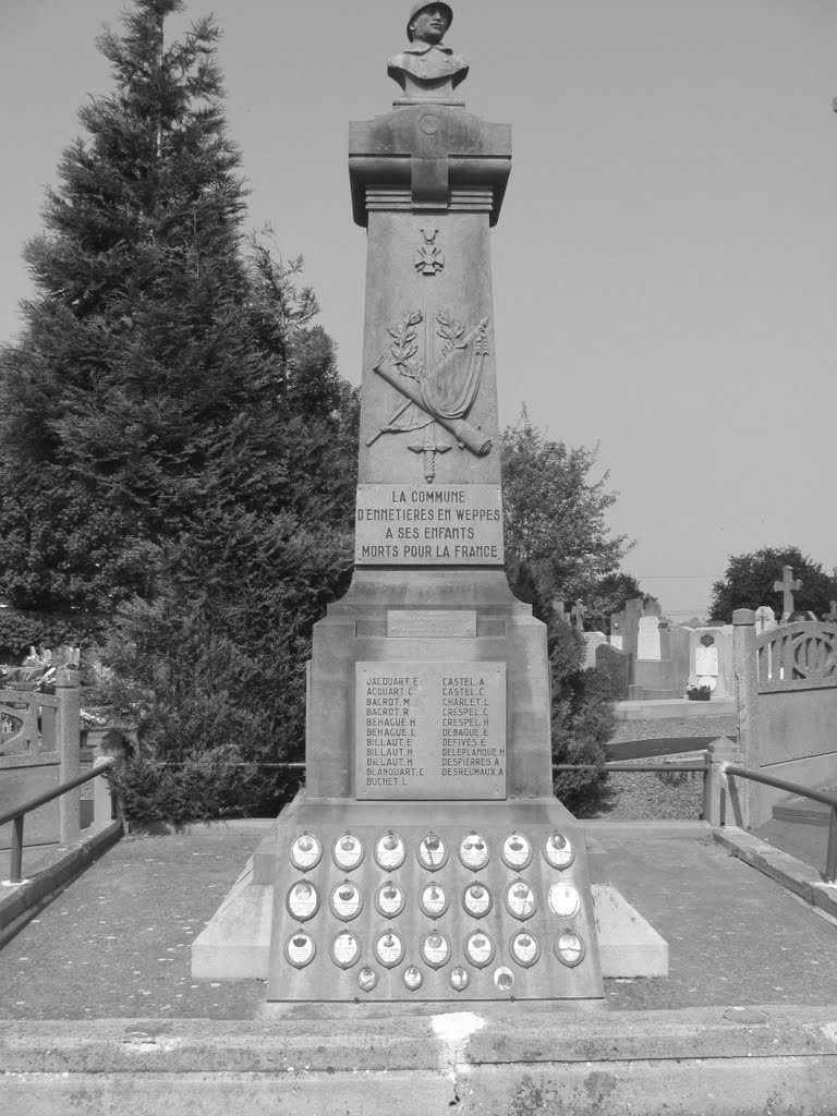 Monument aux morts (Ennetières-en-Weppes) by Guy Ferdinande