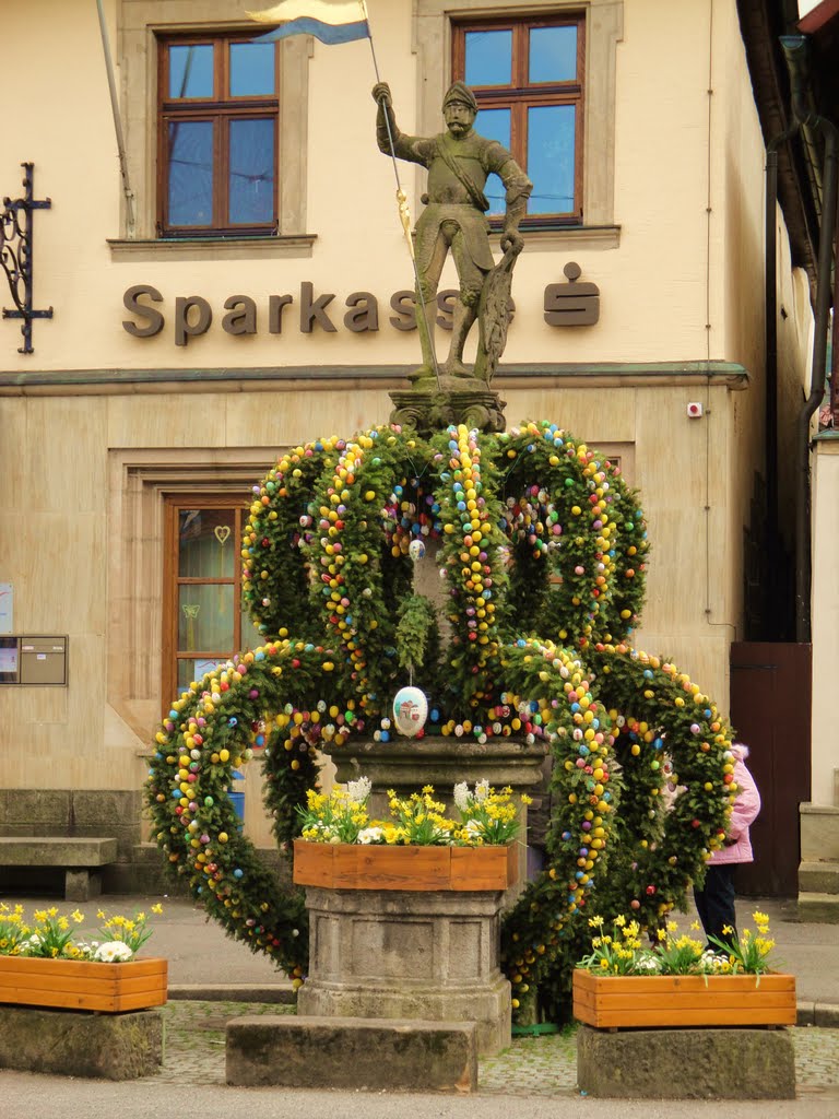 Osterbrunnen in Waismain - ** Easter fountains, Waismain by bayernengel ( i ♥ panoramio - no views)