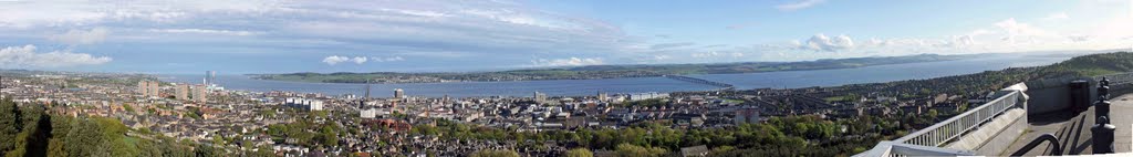 Dundee from The Law, April 2011 by andywilson1970