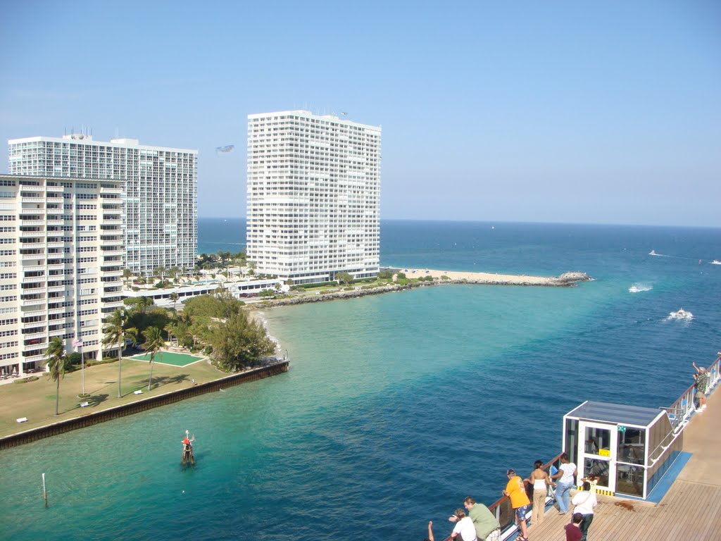 Leaving Fort Lauderdale (Port Everglades) by DeEtte Fisher