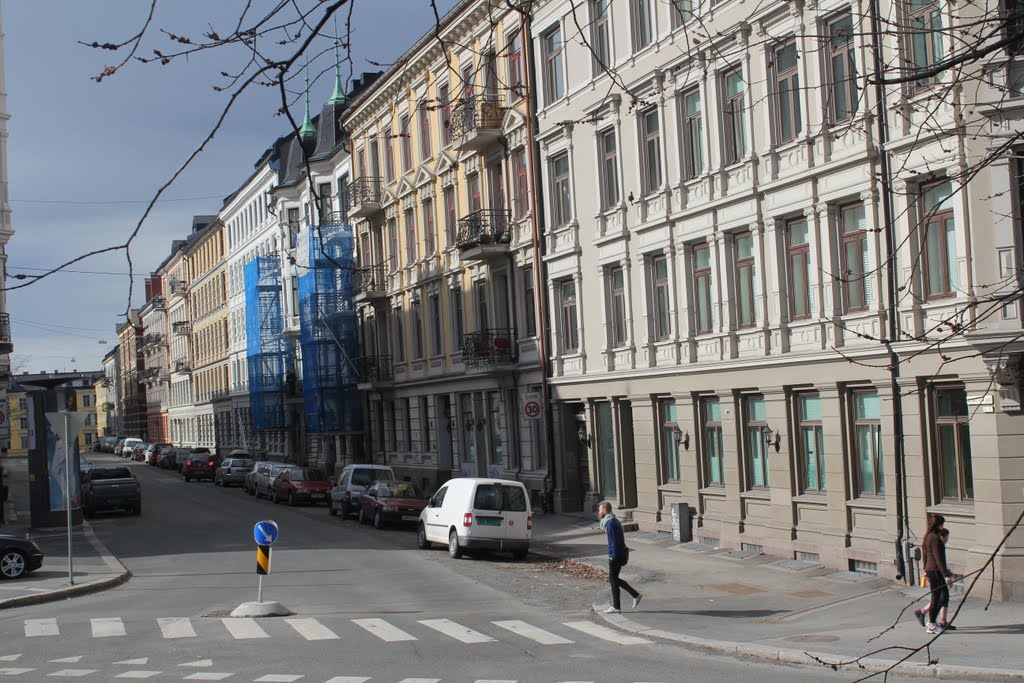 Schwensens gate and Ullevålsveien crossroads, St. Hanshaugen, Oslo, Norway, April 17, 2011. by omar hoftun