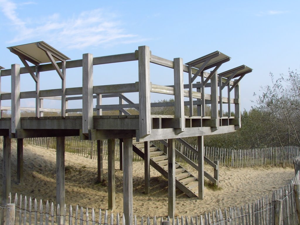 Uitkijkplatform op de duinen - panoramatower by johandegrieck