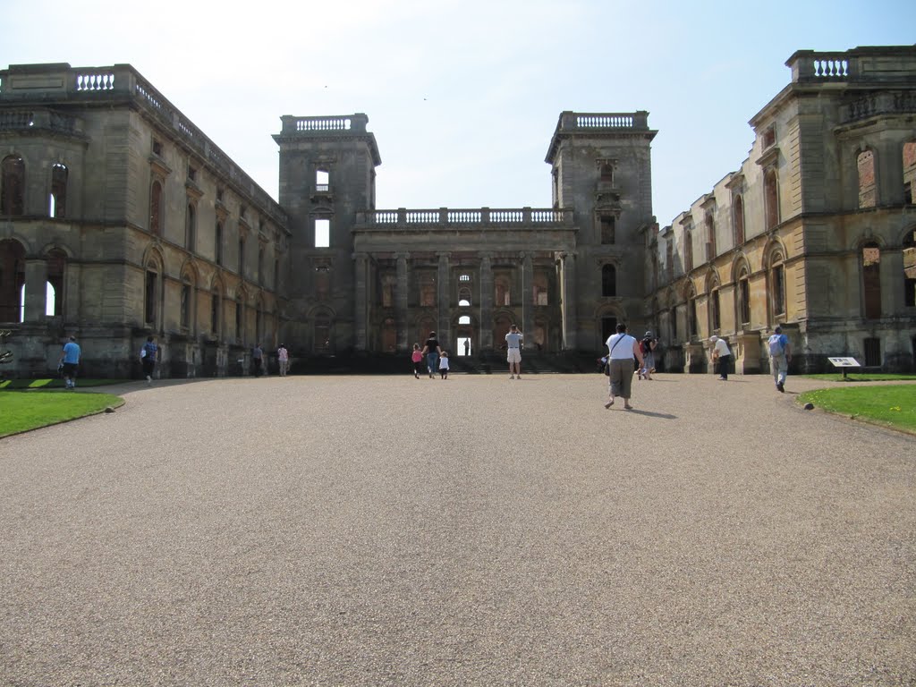 Witley Court entrance by oldchippy