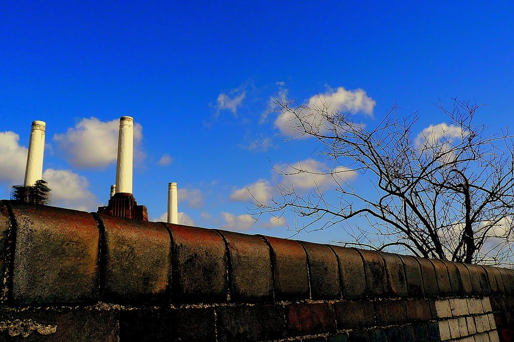 London, Battersea Power Station by mellis62