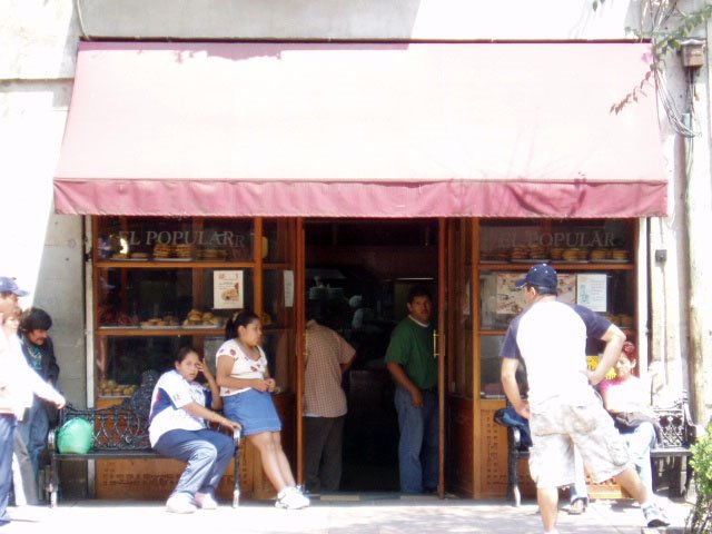 Café El Popular by Carlos Arce