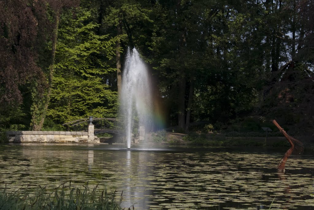 Fontein op kasteel Vaeshartelt by Laura Fokkema