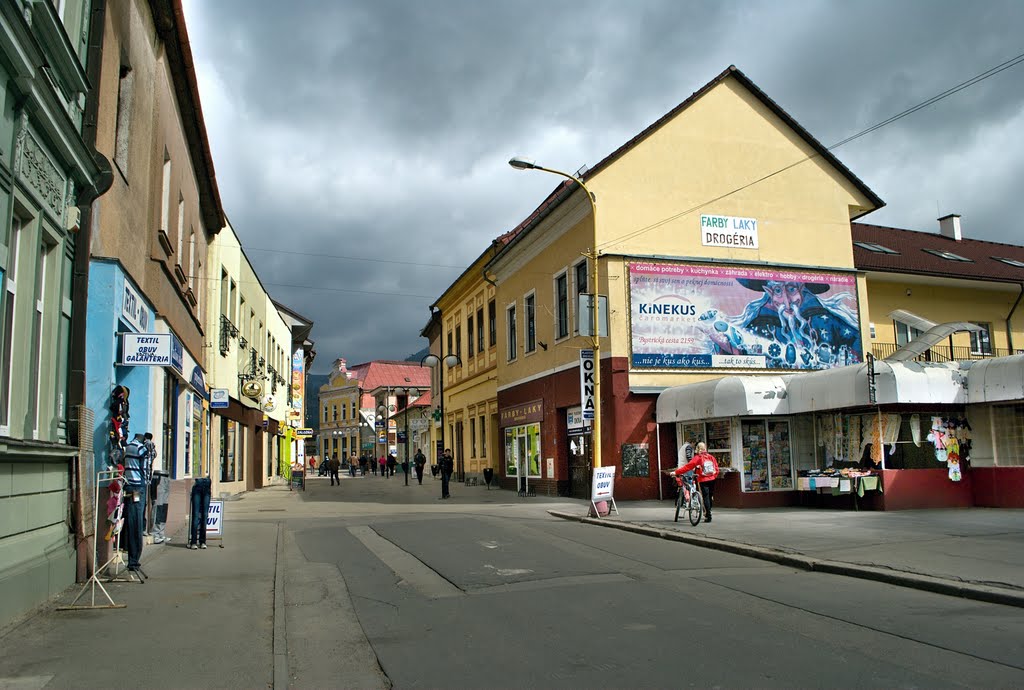 Ulica Podhora, Ružomberok by © Ľudo T. II.