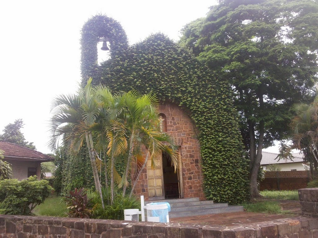 Igreja Nossa Senhora dos Perdões em Guaíra, PR. by Ricardo Mercadante