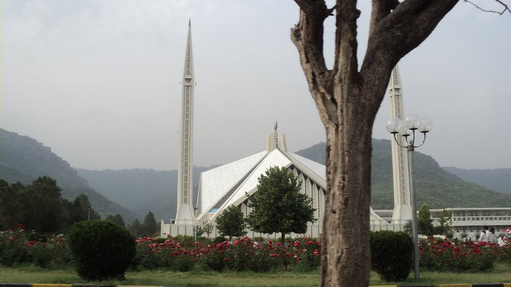 Faisal Masjid Islamabad by Javed Ali Shaikh