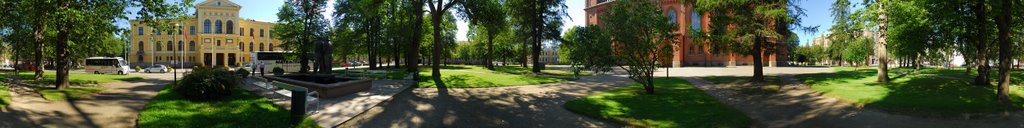 Vaasa Townhall park by kim_asplund