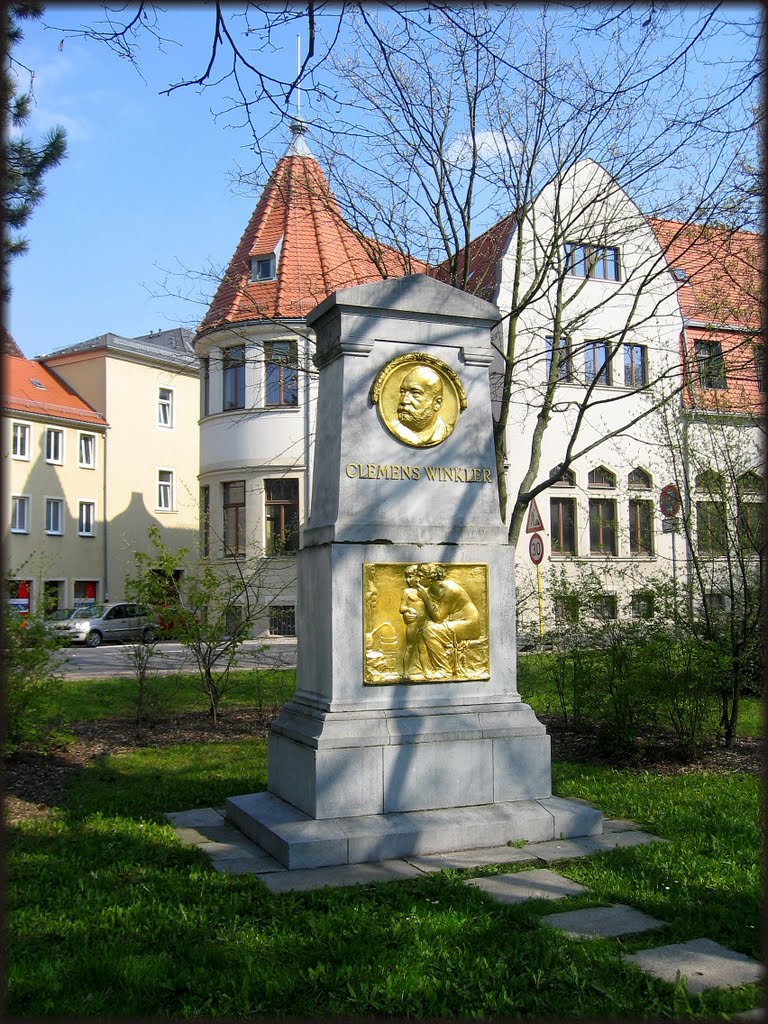 Clemens Alexander Winkler Denkmal - Entdecker des Elementes Germanium am 6. Februar 1886 - Freiberger Gelehrten Meile - 200411 by karovien