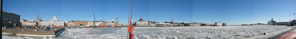 Helsinki Panorama by ilves