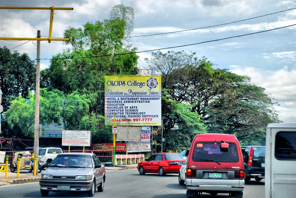 Katipunan Extension corner A. Bonifacio Ave., Marikina City by ariel908