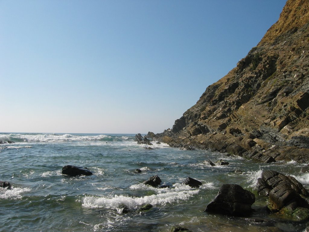 Zambujeira do Mar (Praia dos Alteirinhos) by Álvaro Nunes