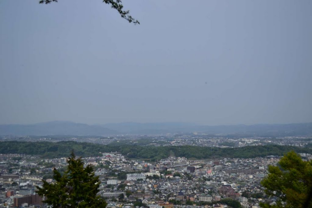 宝山寺 (Hozanji) by christinayan