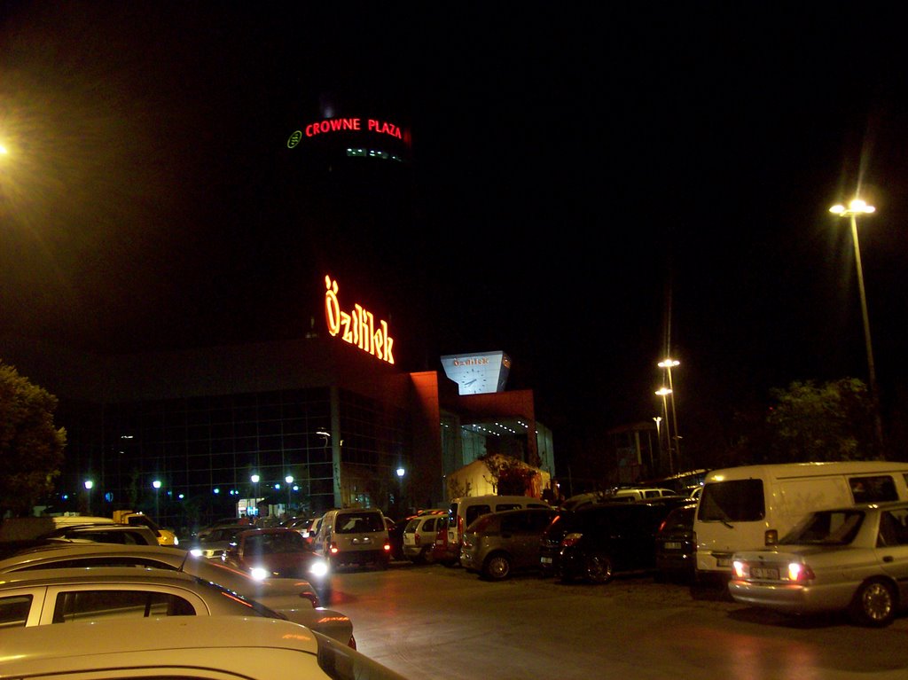 ÖZDİLEK ve CROWNE PLAZA by SÜLEYMANKOROĞLU