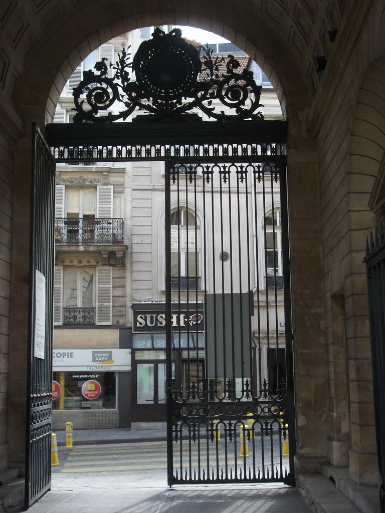 Grille de l'Hôtel Beaujon by JP.GUYOMARD