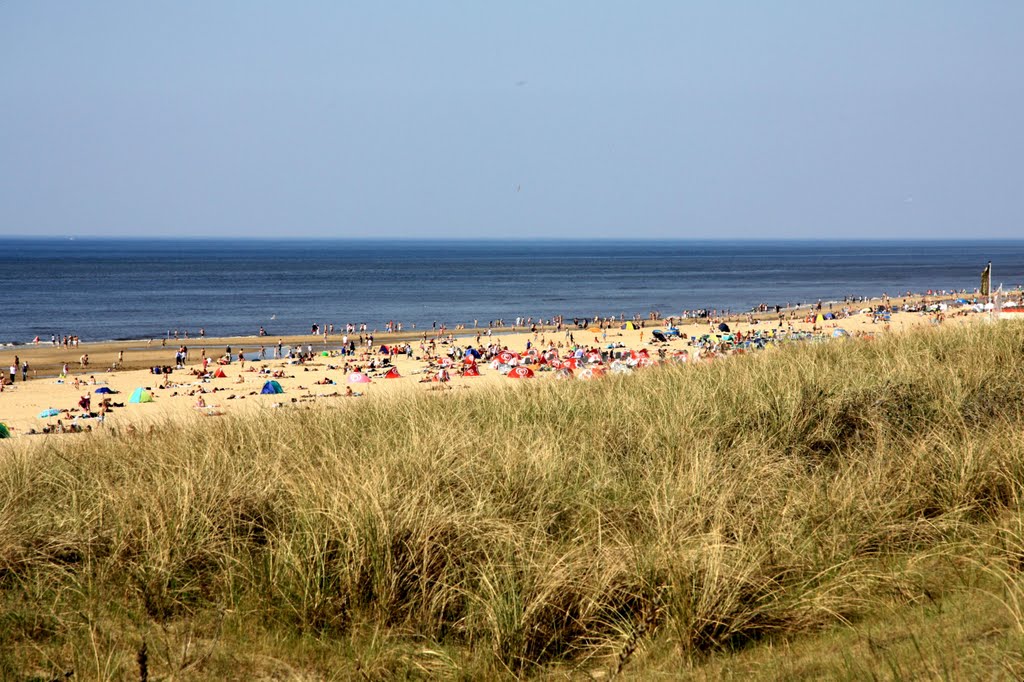 Am Strand in Egmond aan Zee by gustl