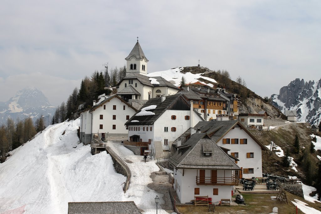 Santuario del Monte Lussari by manuto