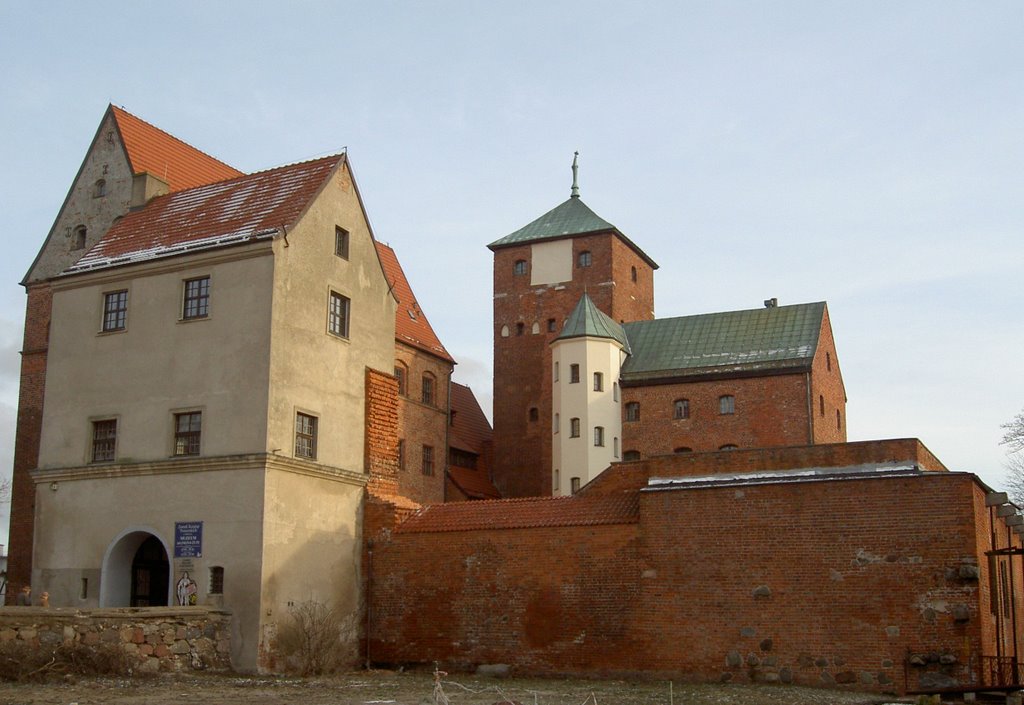 Zamek Książąt Pomorskich-Darłowo by Tomek Kielan