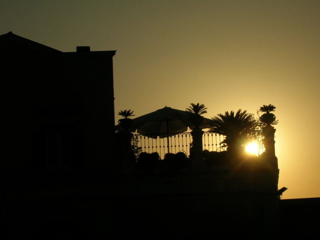 Terrazza al tramonto by oldhamwa