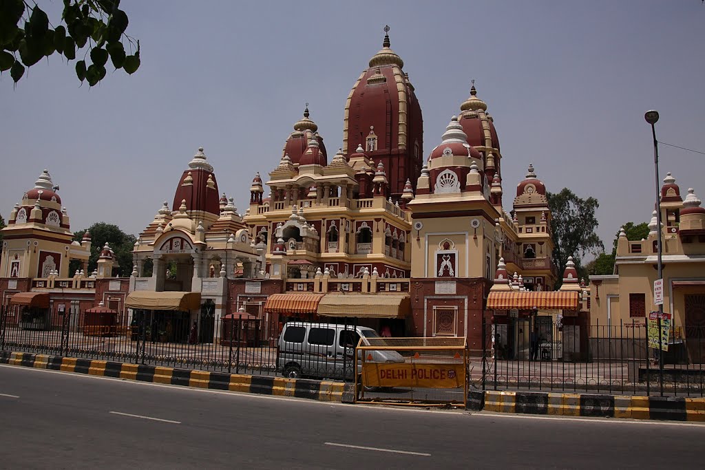 Delhi el templo Lakshmi Narayan by Alberto Azparren